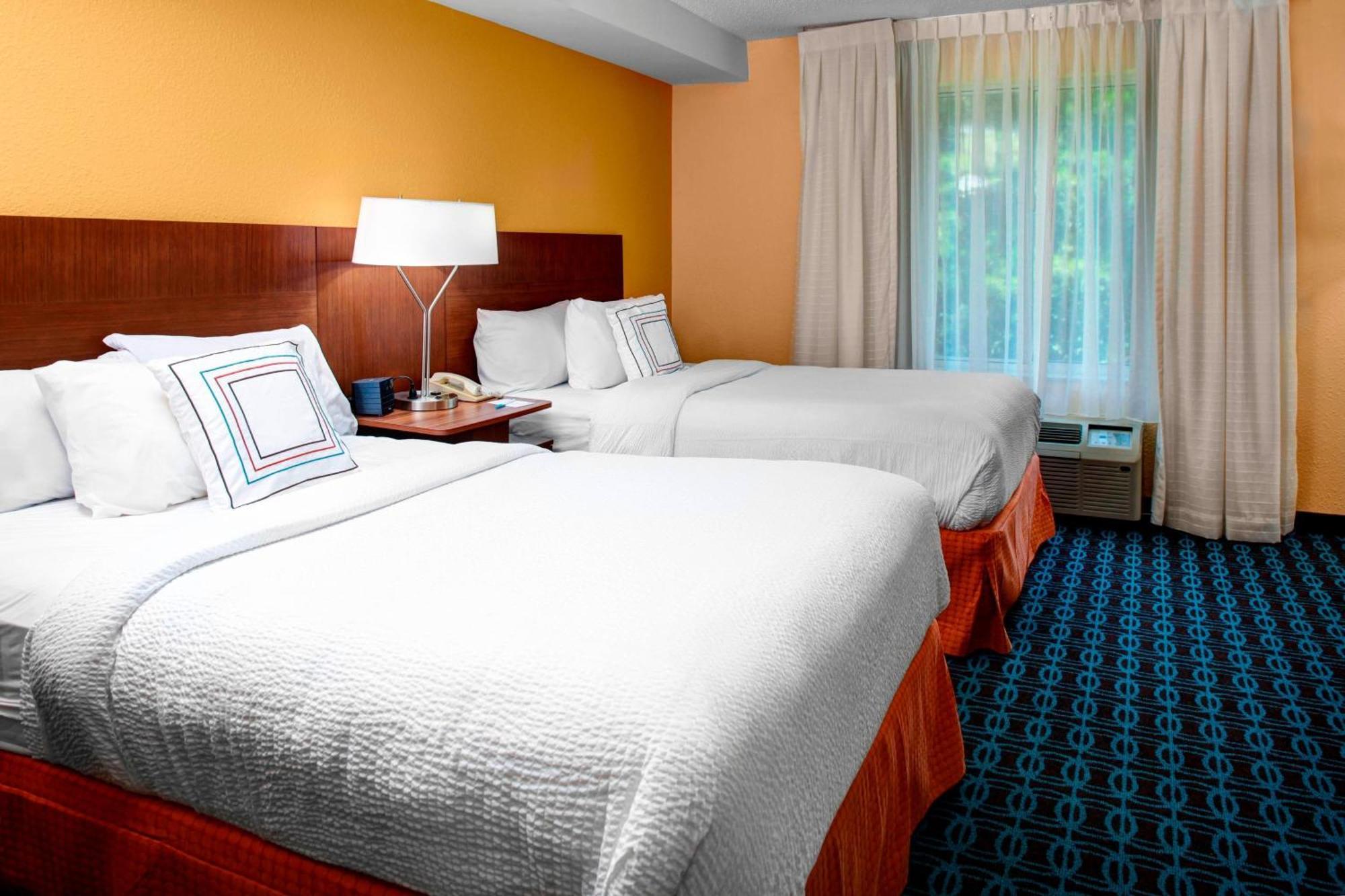 Fairfield Inn And Suites By Marriott Emporia I-95 Exterior foto